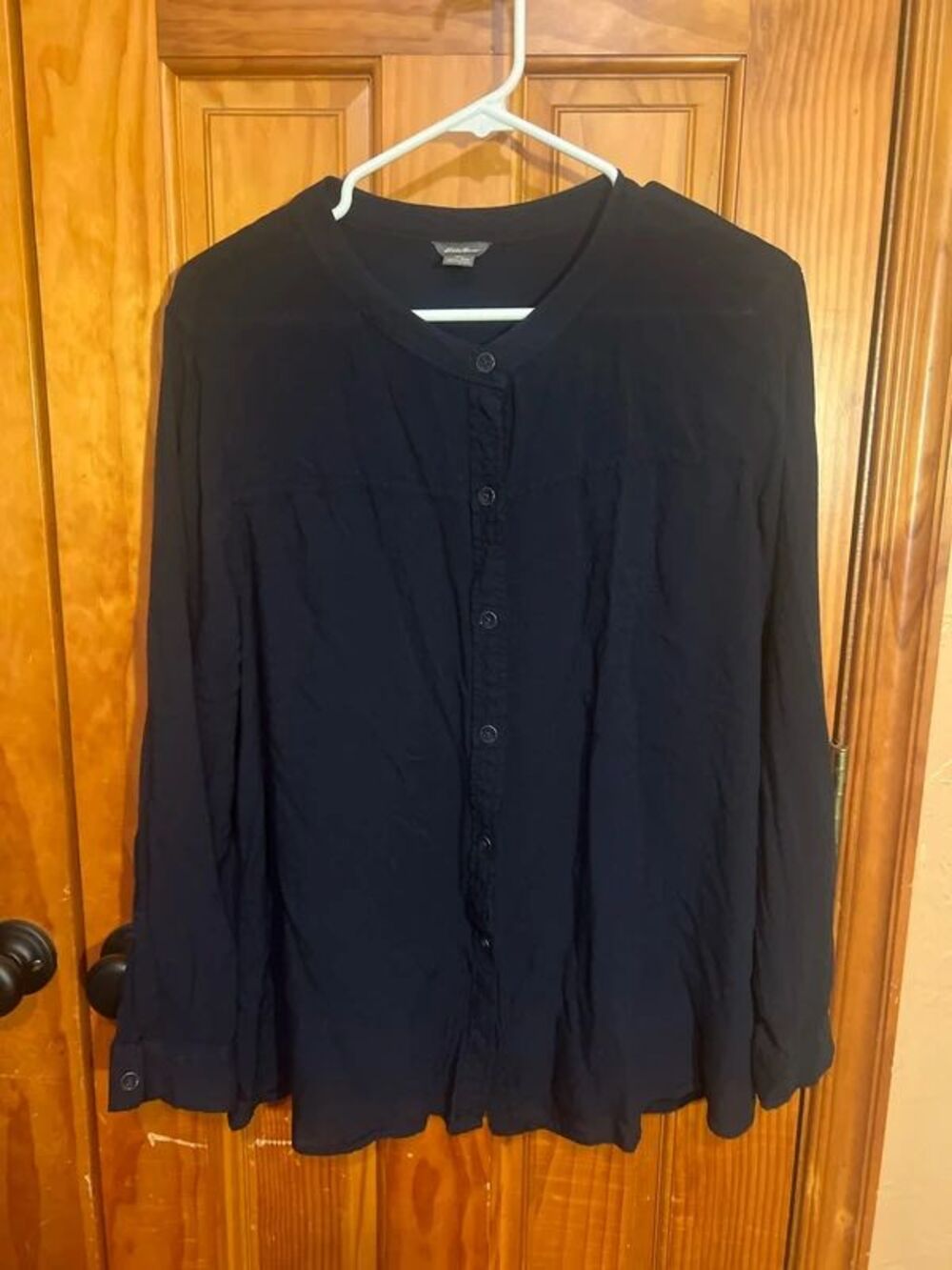 Eddie Bauer eyelet blouse navy 2XL